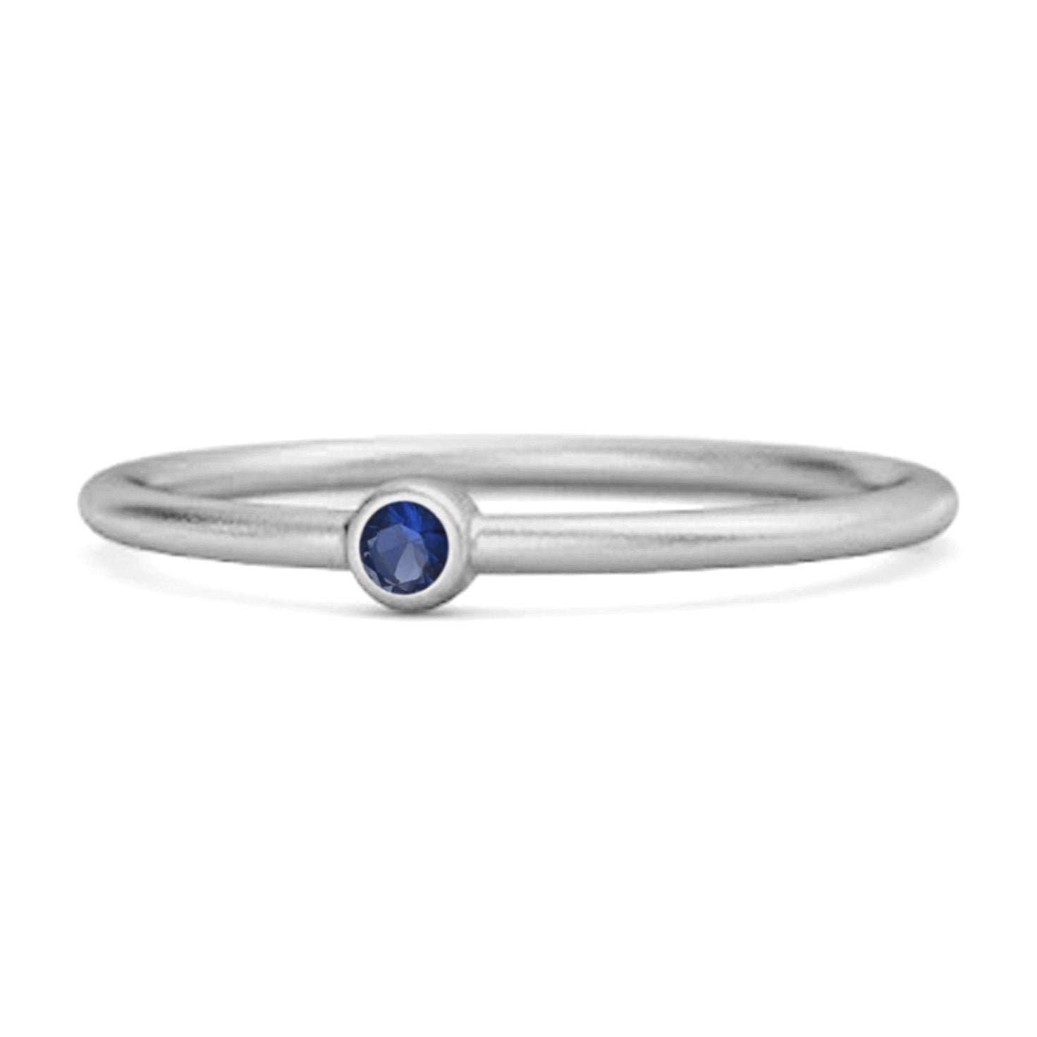 Blue Sapphire Solitaire Ring – Sterling Silver